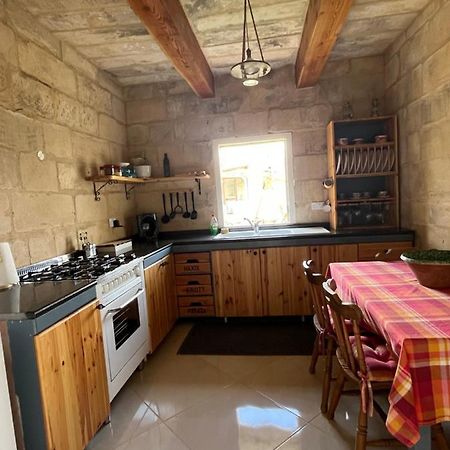 The Cottage Luqa Εξωτερικό φωτογραφία